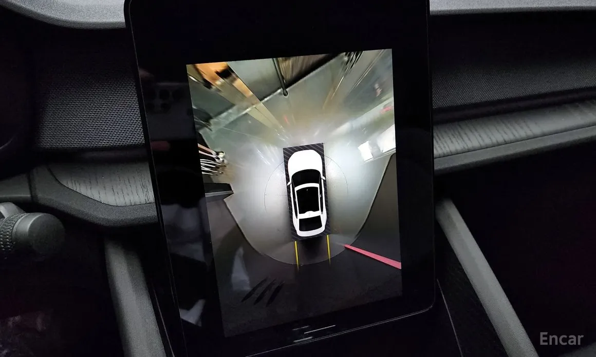 Фото 15 - Polestar 2