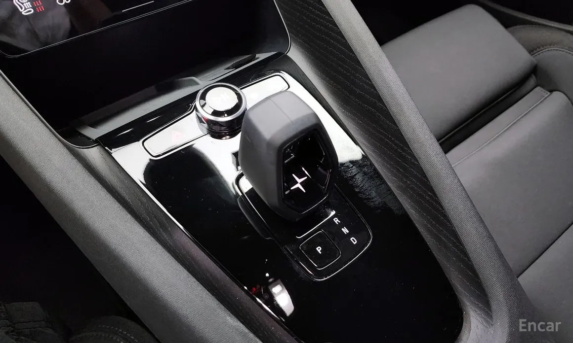 Фото 9 - Polestar 2