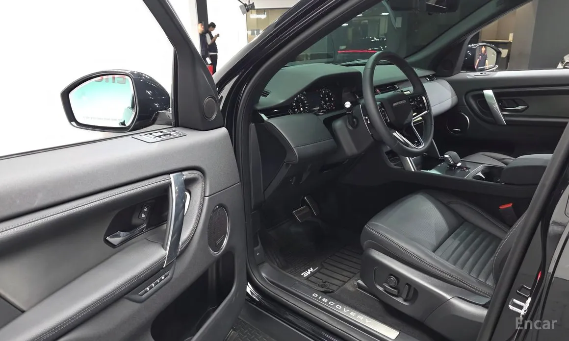 Фото 15 - Land Rover Discovery Sport