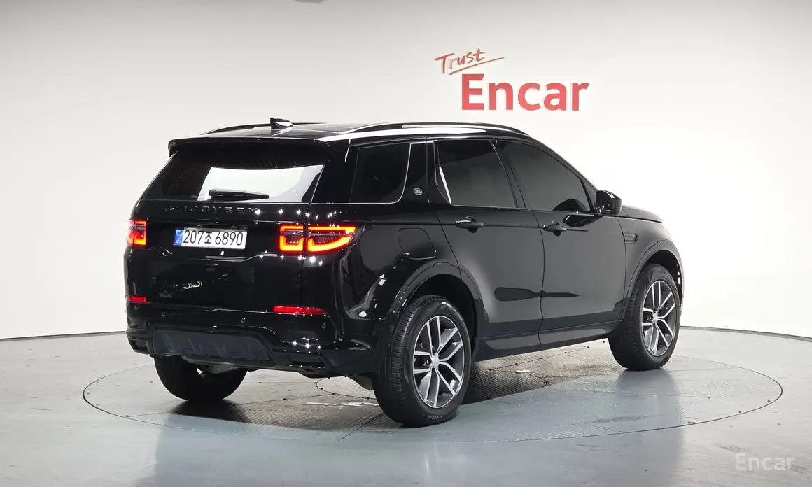 Фото 2 - Land Rover Discovery Sport