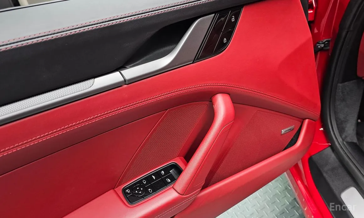 Фото 12 - Porsche 911