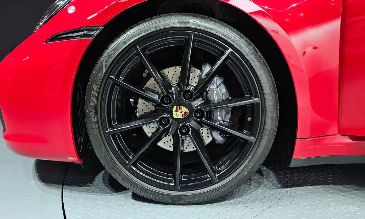 Фото 5 - Porsche 911