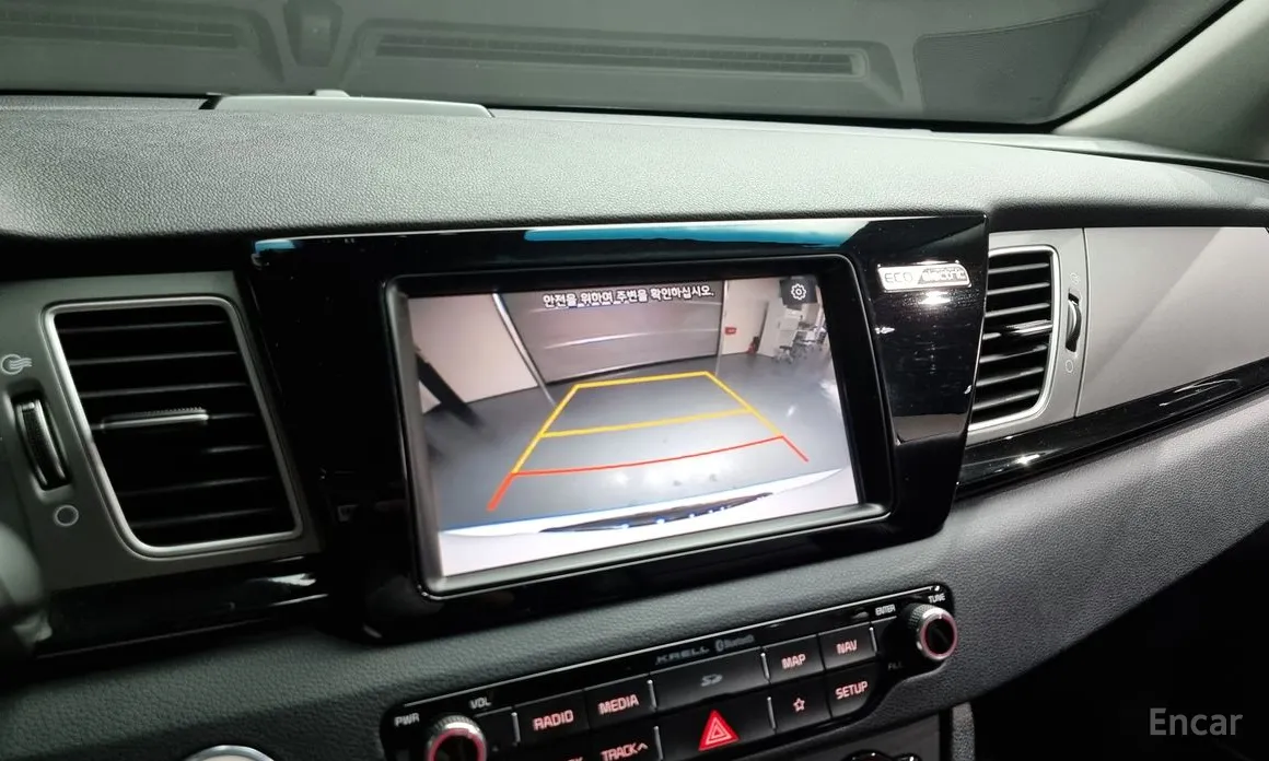 Фото 15 - Kia Niro