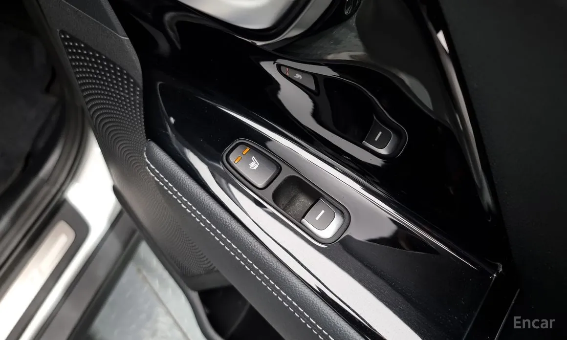 Фото 17 - Kia Niro