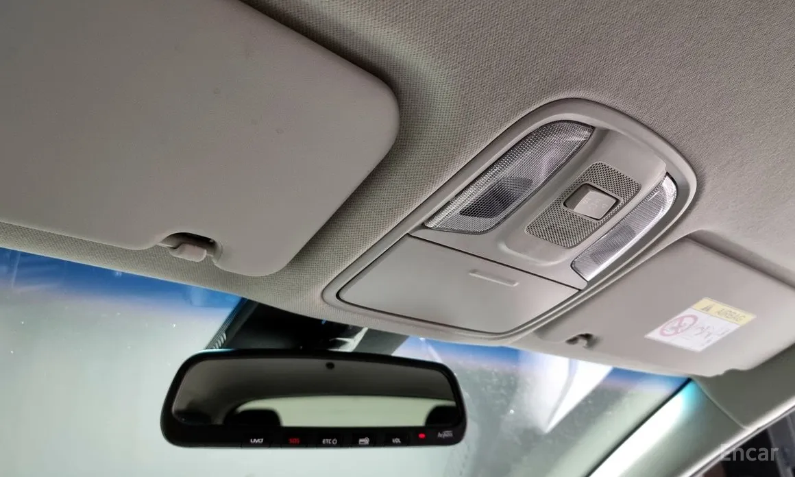 Фото 19 - Kia Niro