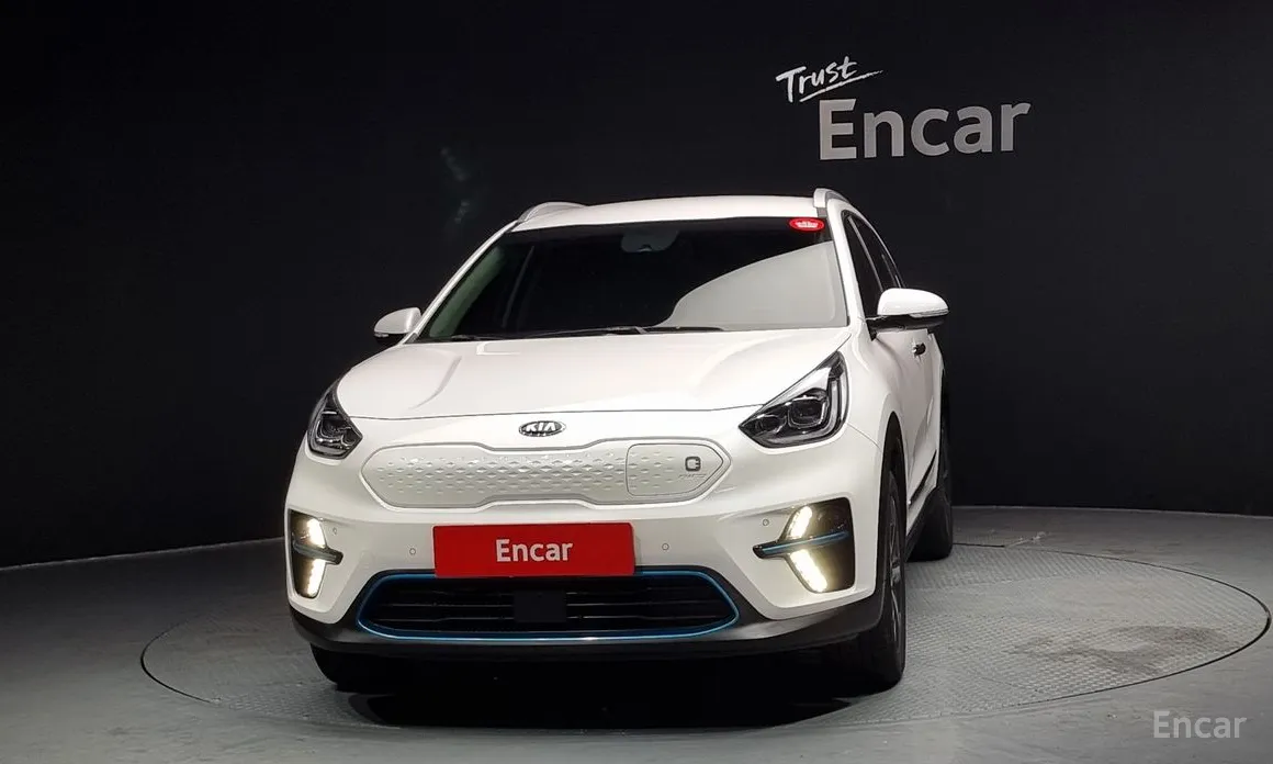 Фото 3 - Kia Niro