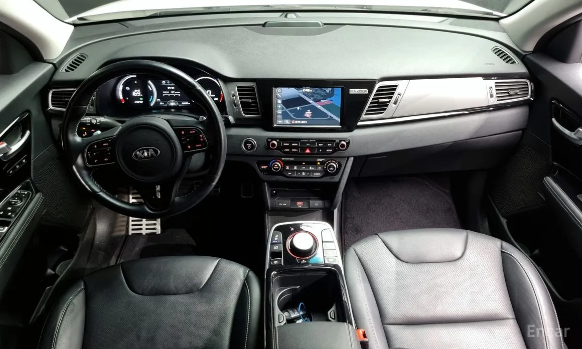 Фото 7 - Kia Niro