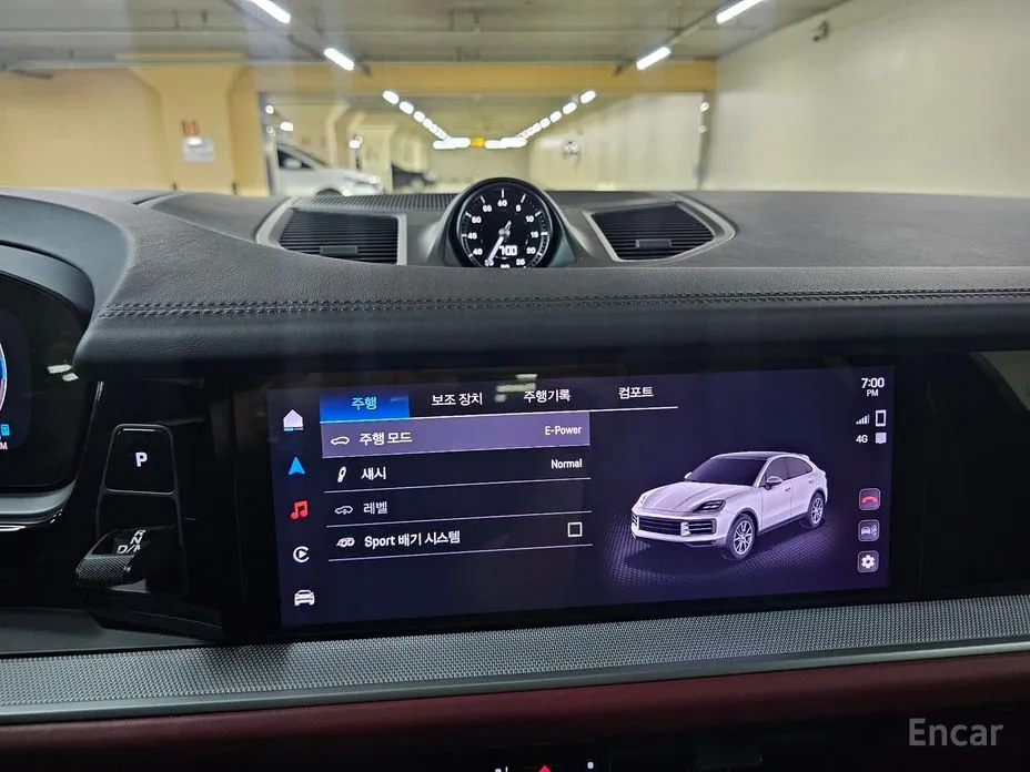 Фото 15 - Porsche Cayenne