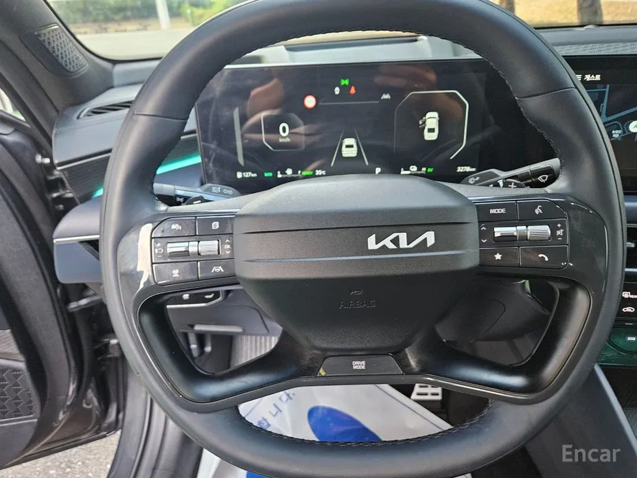 Фото 16 - Kia K8