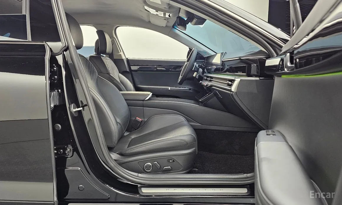 Фото 10 - Hyundai Grandeur