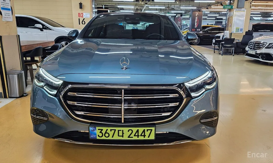 Фото 2 - Mercedes-Benz E-Class