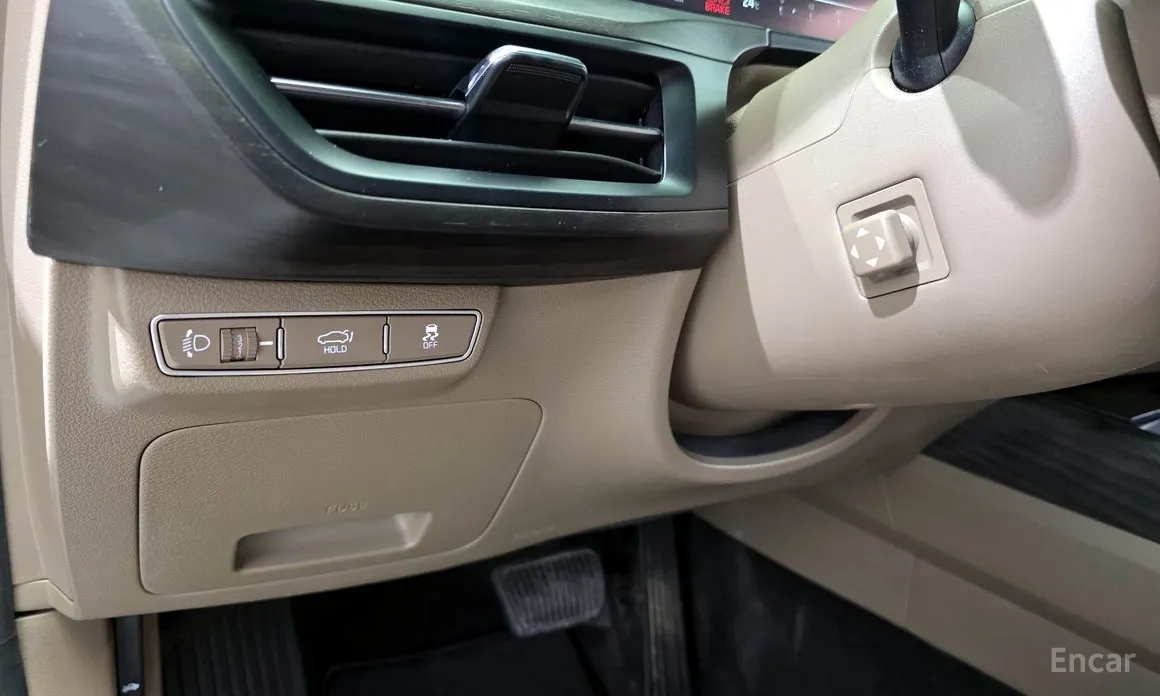 Фото 14 - Kia K8