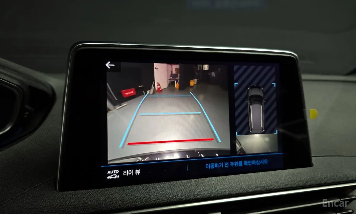 Фото 17 - Peugeot 5008