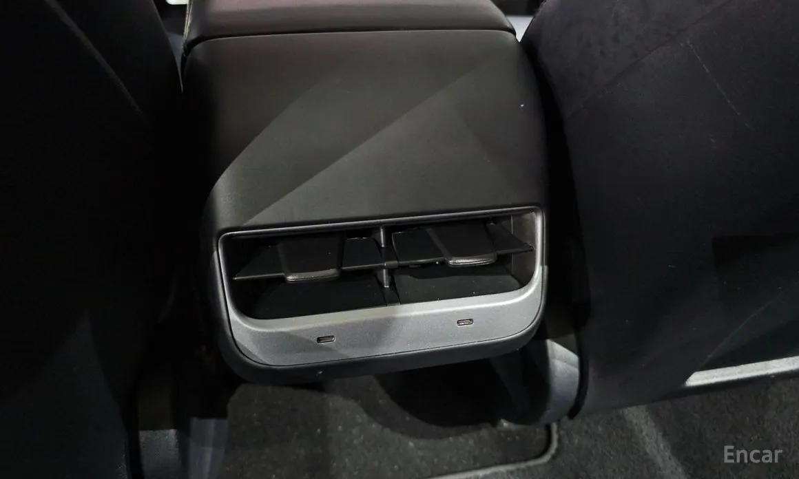 Фото 19 - Tesla Model 3