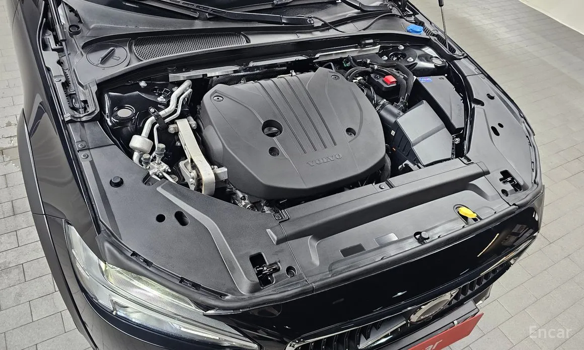 Фото 6 - Volvo V90