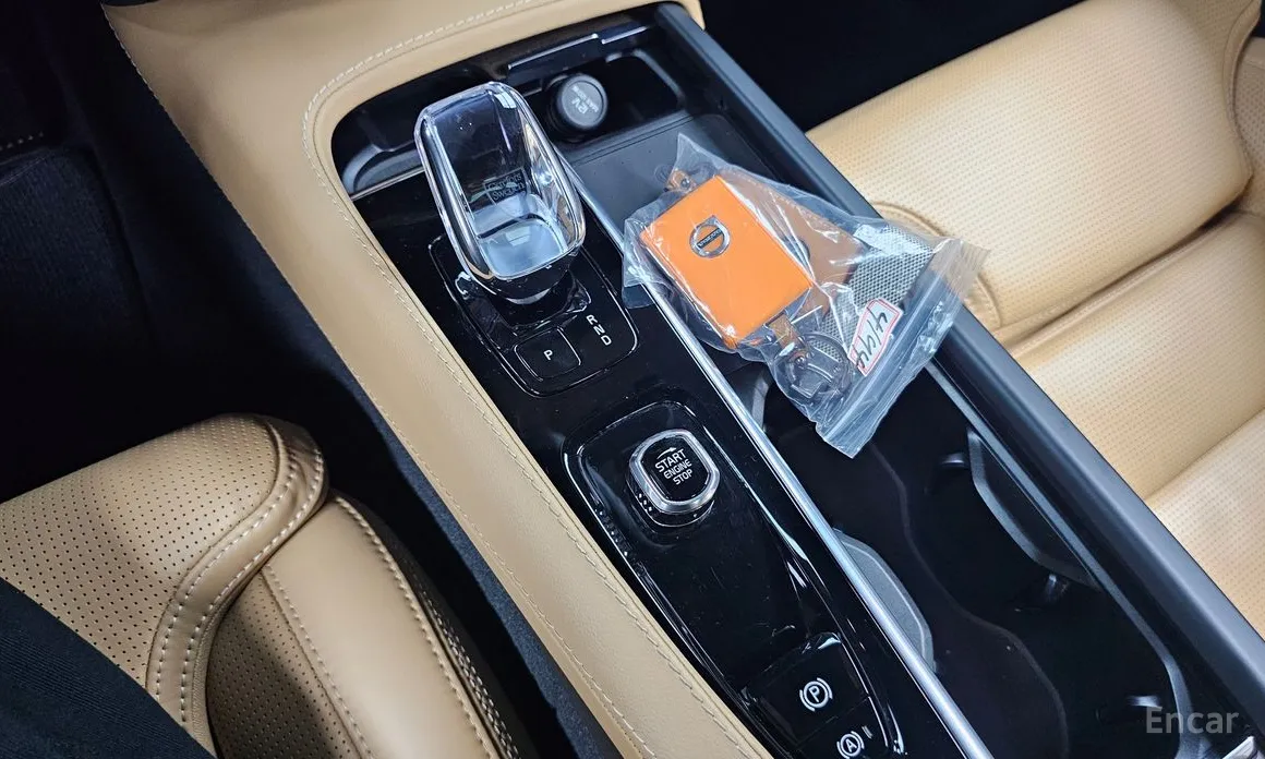 Фото 9 - Volvo V90