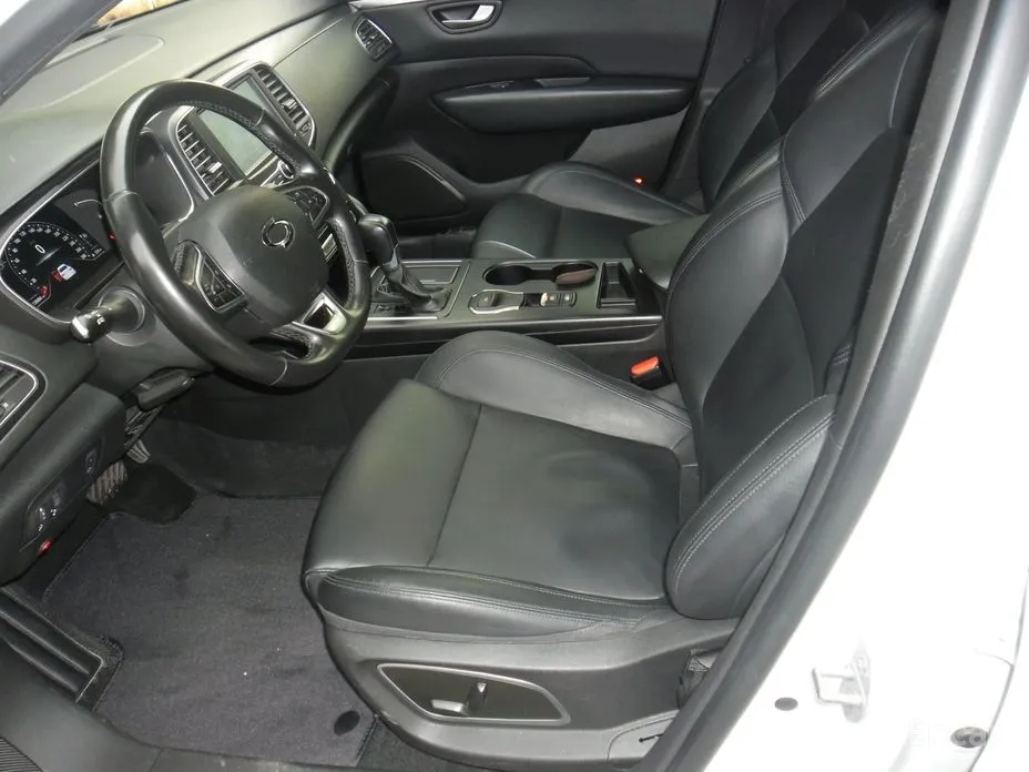 Фото 10 - Renault SM6