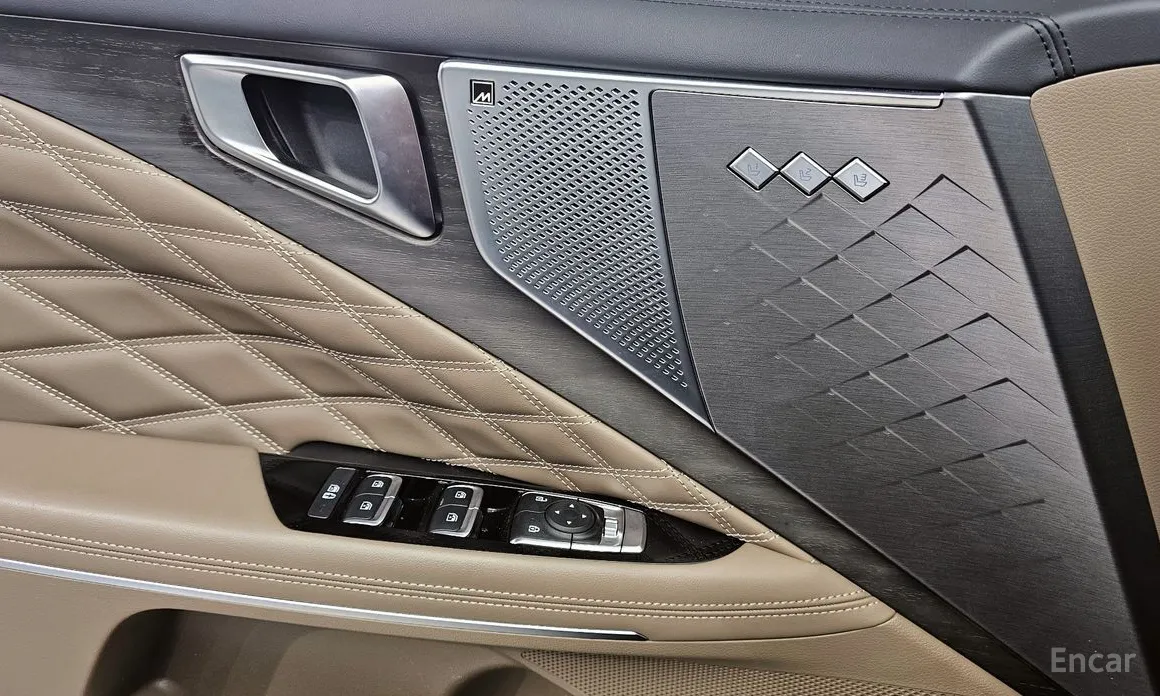 Фото 14 - Kia K8