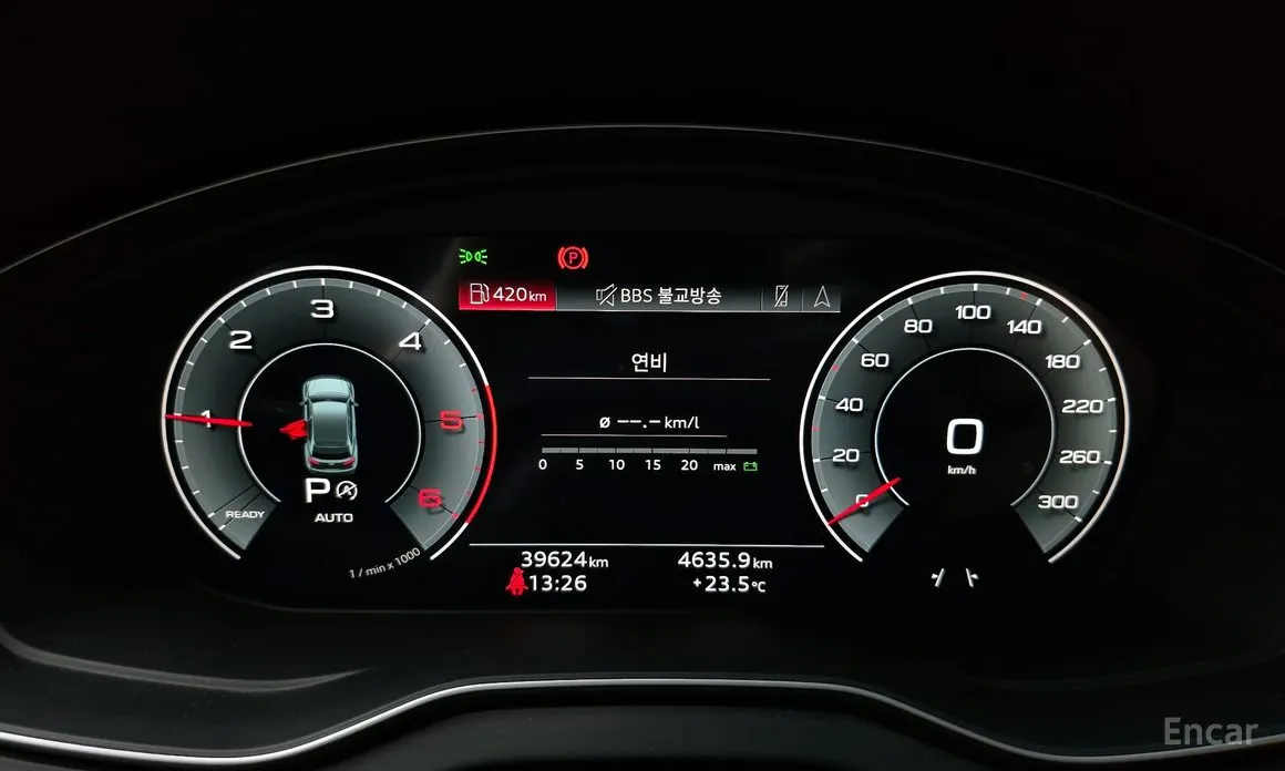 Фото 8 - Audi Q5