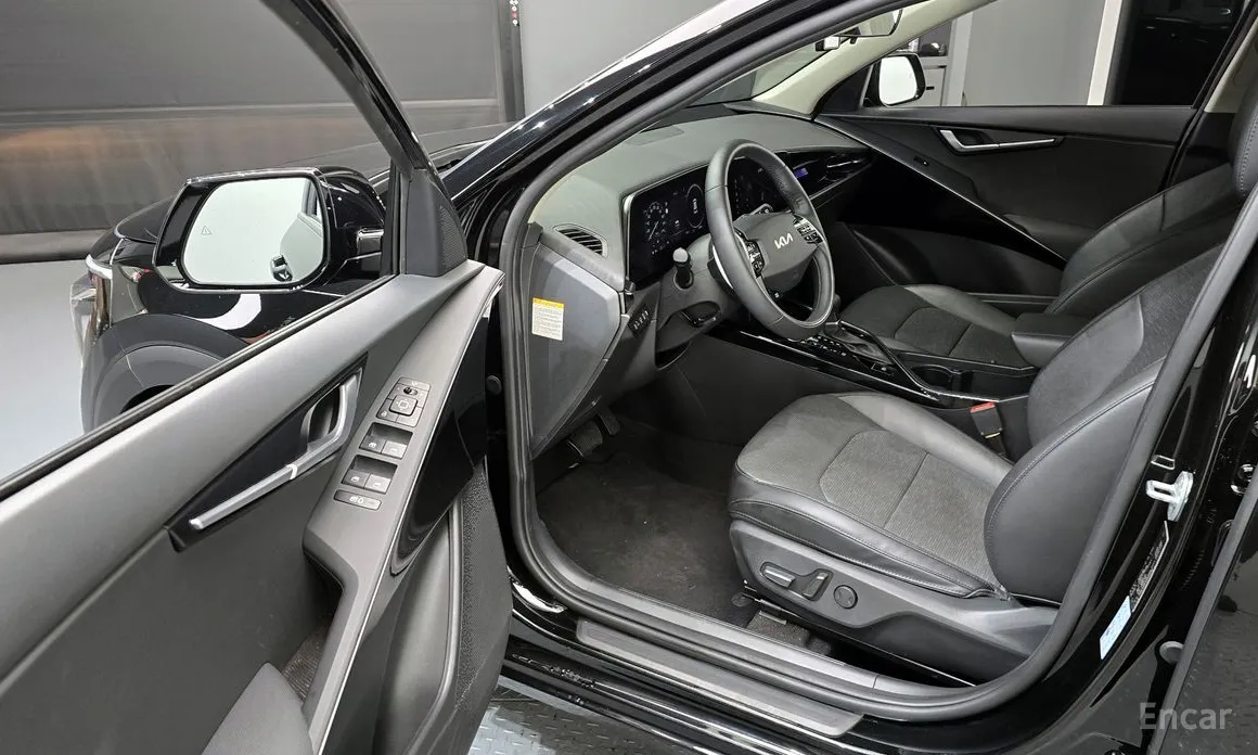 Фото 10 - Kia Niro