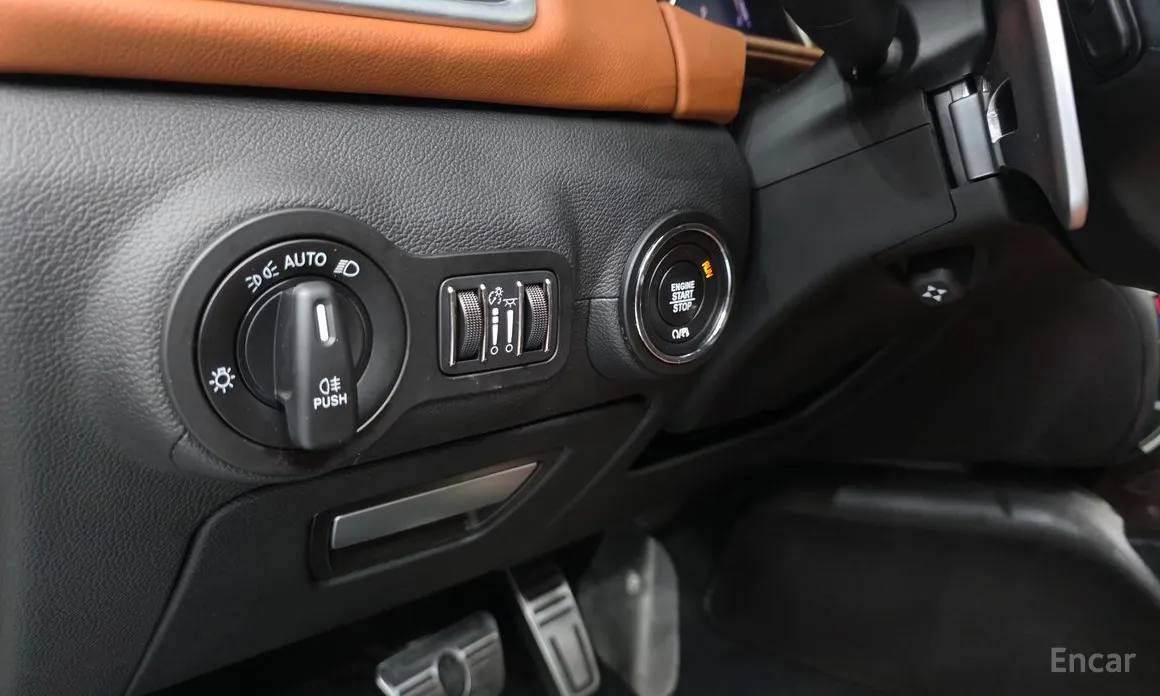 Фото 11 - Maserati Ghibli