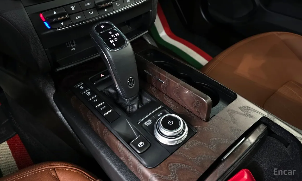 Фото 9 - Maserati Ghibli