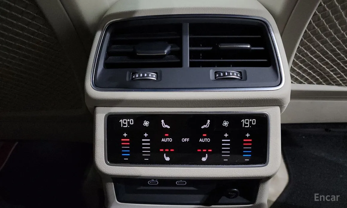 Фото 19 - Audi A7