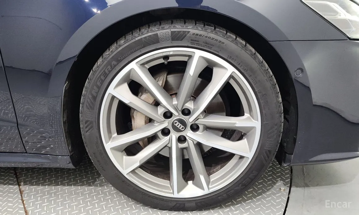 Фото 5 - Audi A7