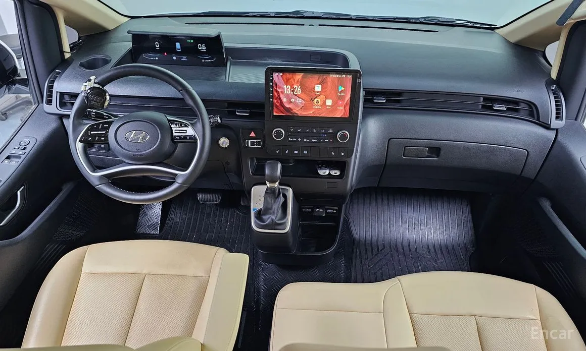 Фото 7 - Hyundai Staria