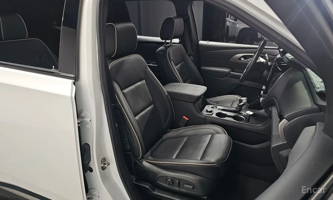 Фото 10 - Chevrolet Traverse