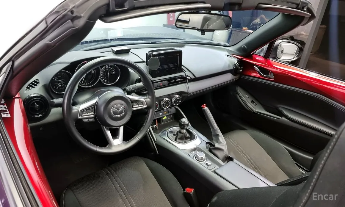 Фото 7 - Mazda MX-5 Miata