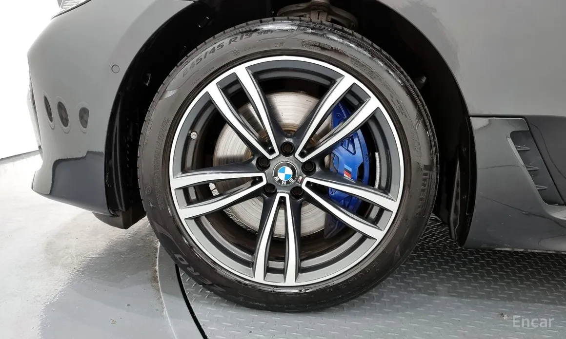 Фото 5 - BMW Gran Turismo