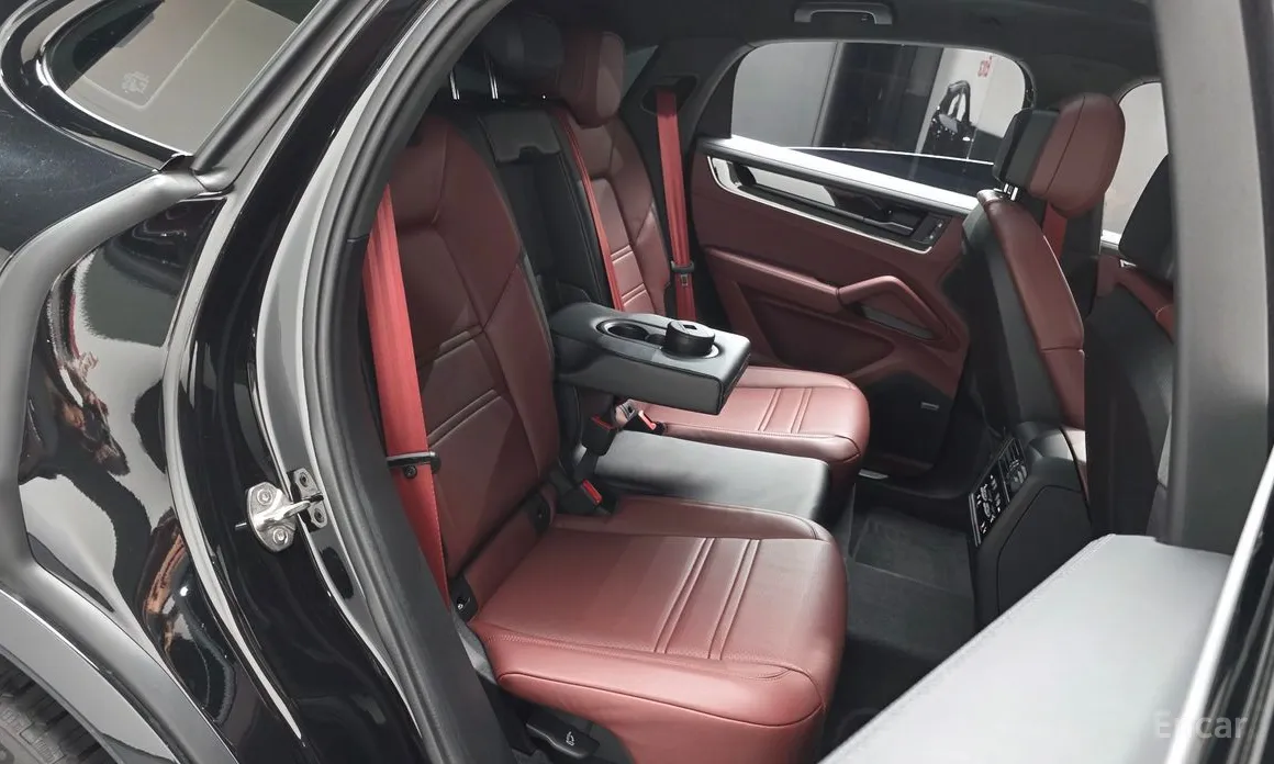 Фото 12 - Porsche Cayenne