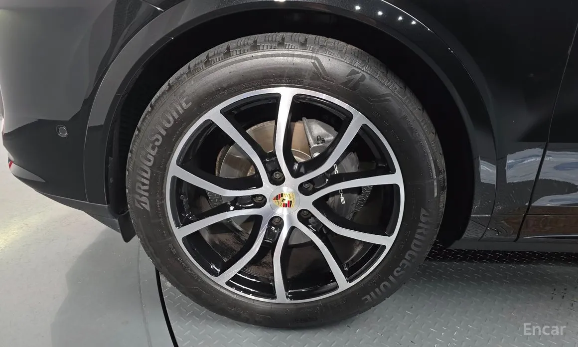 Фото 5 - Porsche Cayenne