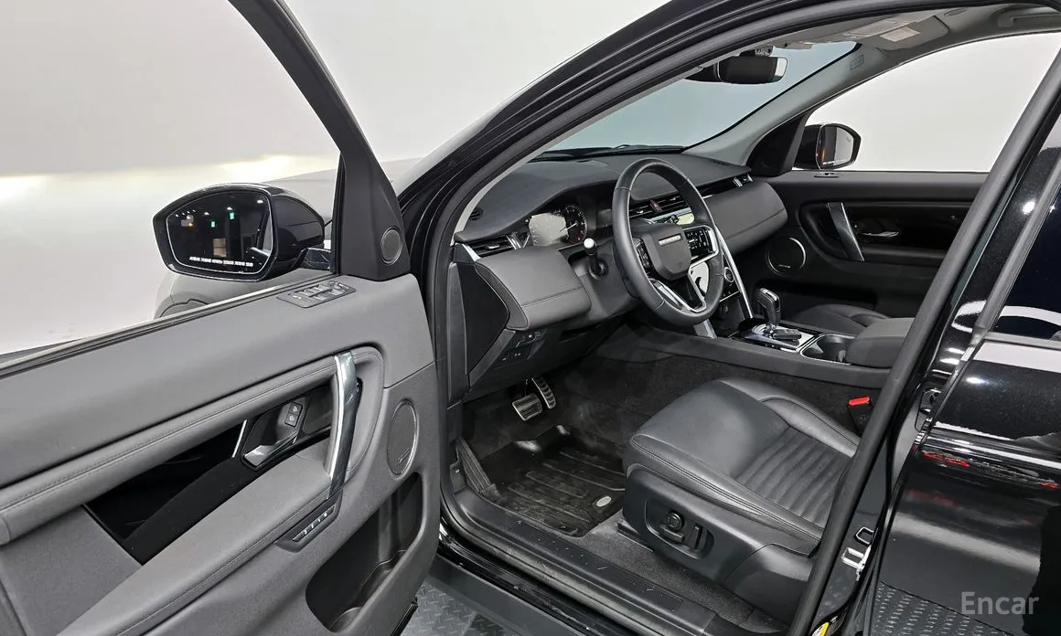 Фото 10 - Land Rover Discovery Sport