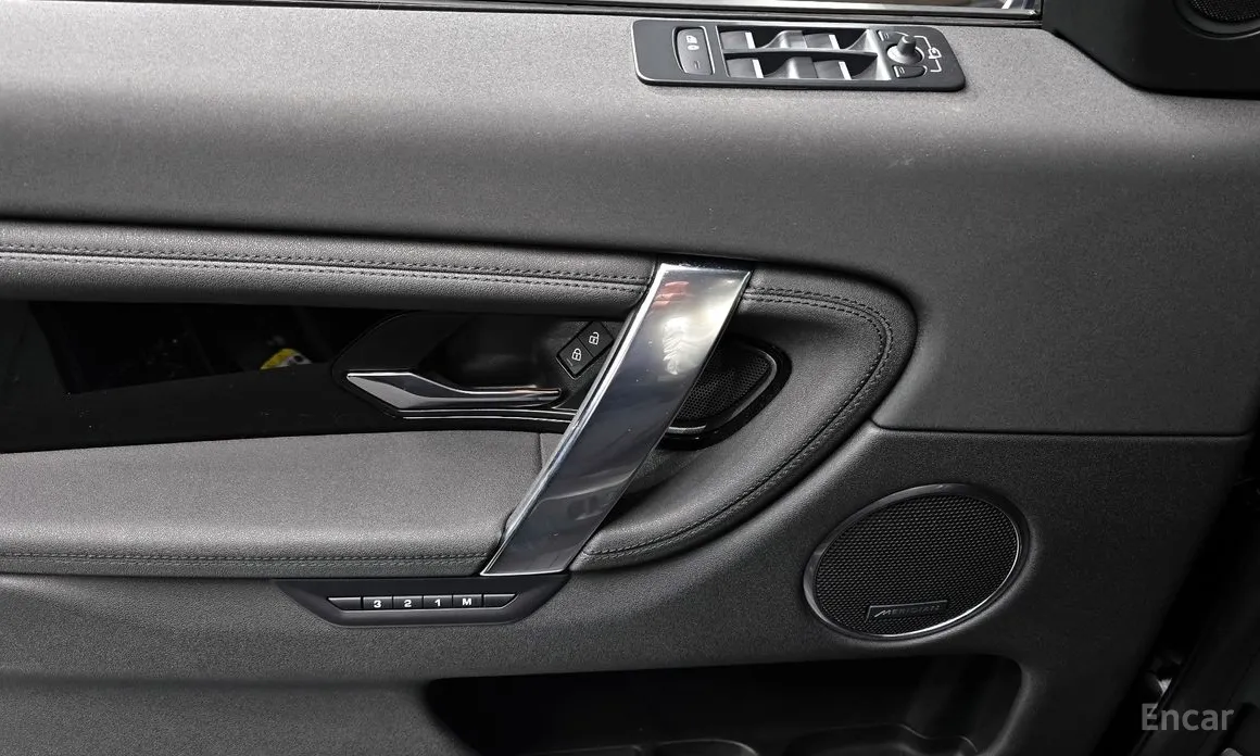 Фото 18 - Land Rover Discovery Sport