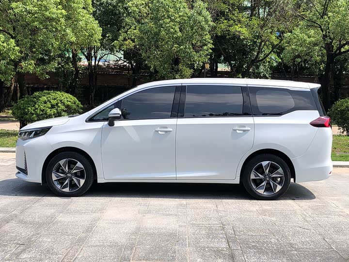 Фото 4 - GAC Trumpchi M6