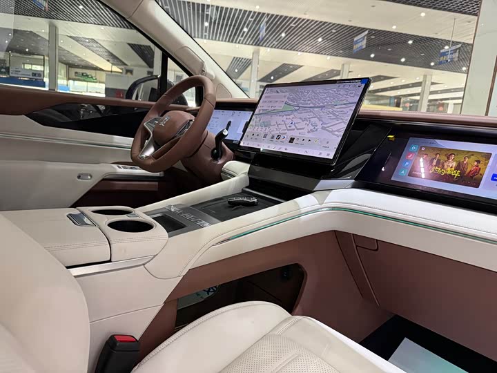 Фото 11 - BYD Xia