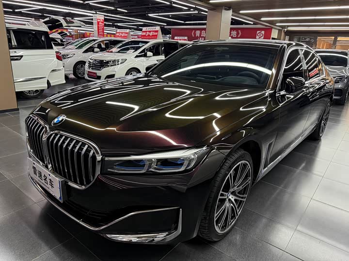 Фото 1 - BMW 7 Series