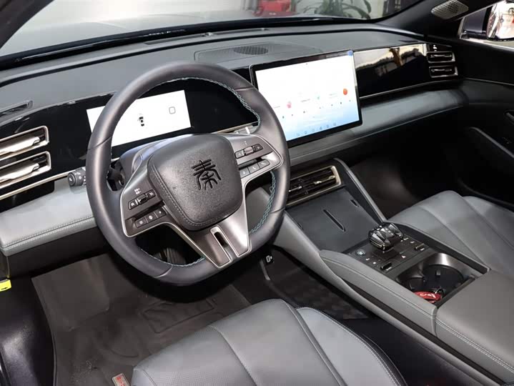 Фото 10 - BYD Qin L