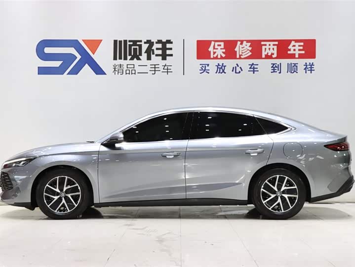 Фото 7 - BYD Qin L