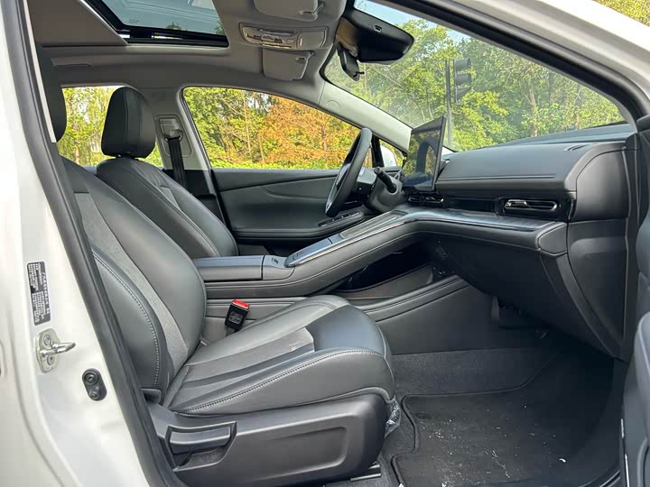 Фото 11 - GAC Aion S Max