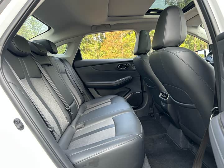 Фото 13 - GAC Aion S Max