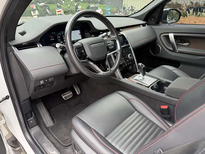 Фото 11 - Land Rover Discovery Sport Hybrid