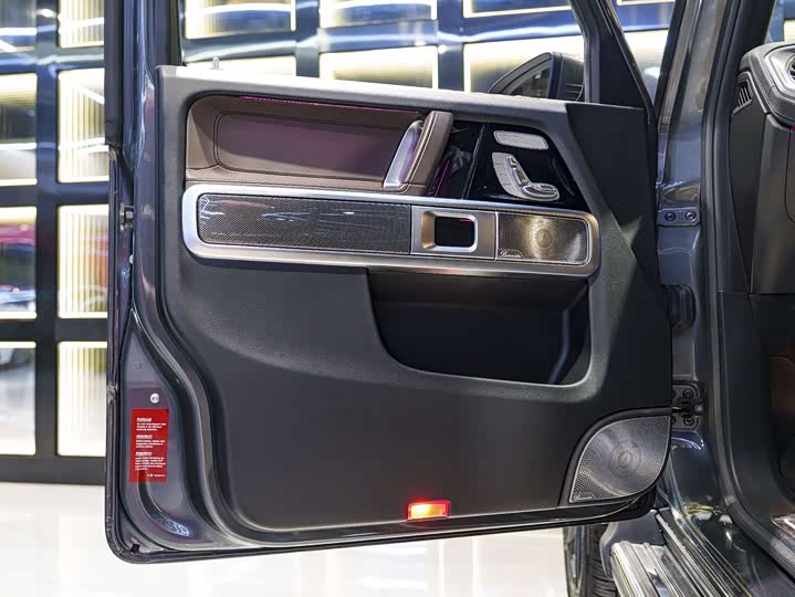 Фото 10 - Mercedes-Benz G-Class AMG