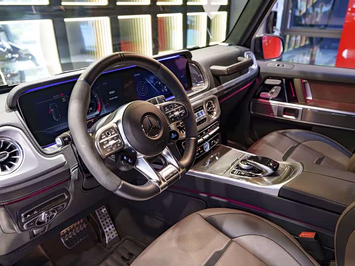 Фото 11 - Mercedes-Benz G-Class AMG