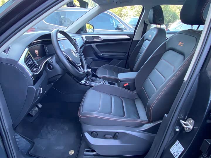 Фото 7 - Volkswagen Tayron