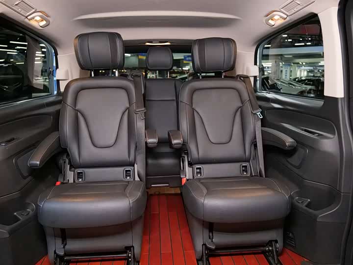 Фото 11 - Mercedes-Benz Vito