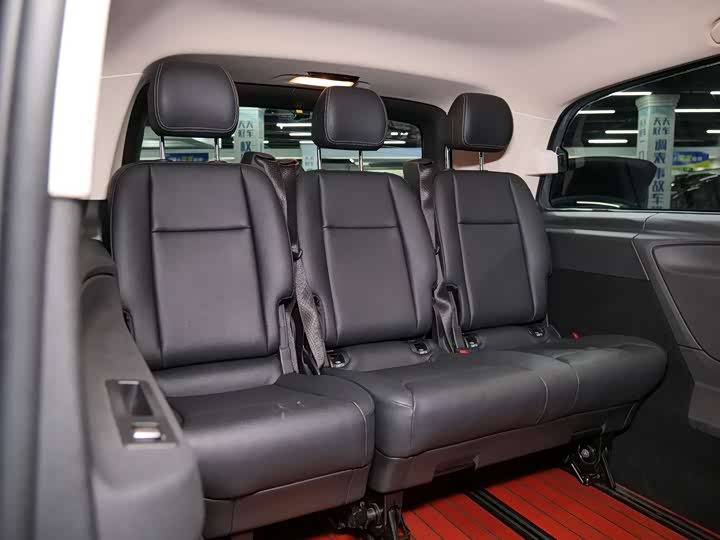 Фото 13 - Mercedes-Benz Vito