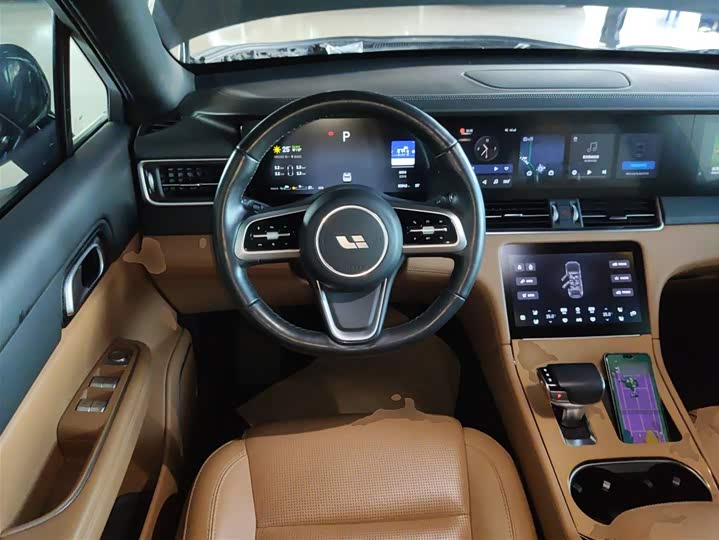 Фото 11 - LiXiang One